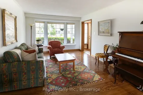 85 Shellamwood Trail Toronto ON M1S 2M9