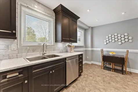 28 Heda Court Whitby ON L1N 5Y8