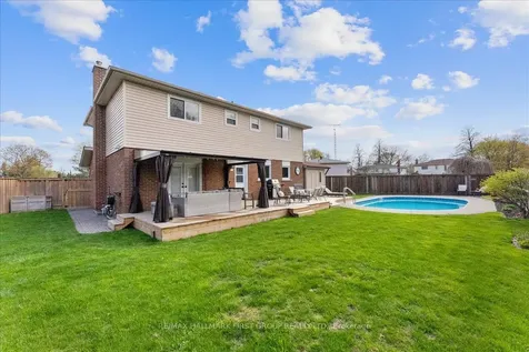 28 Heda Court Whitby ON L1N 5Y8