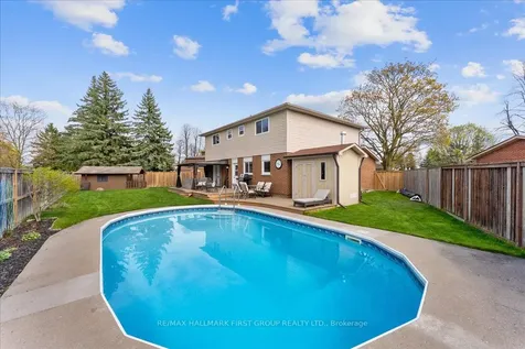 28 Heda Court Whitby ON L1N 5Y8