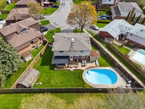 28 Heda Court Whitby ON L1N 5Y8