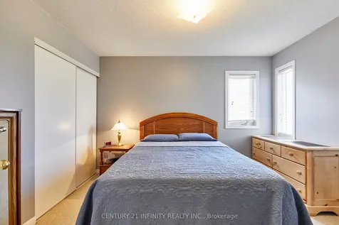 236 Scottsdale Drive Clarington ON L1C 5L2