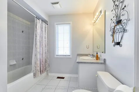 236 Scottsdale Drive Clarington ON L1C 5L2