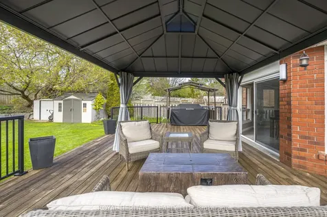 525 Sundown Crescent Pickering ON L1V 6A8