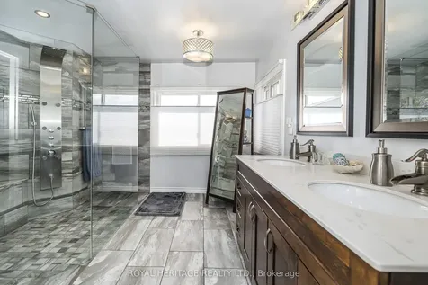 525 Sundown Crescent Pickering ON L1V 6A8