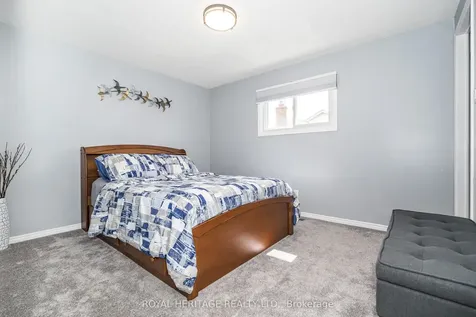 525 Sundown Crescent Pickering ON L1V 6A8