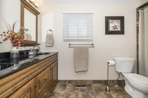525 Sundown Crescent Pickering ON L1V 6A8
