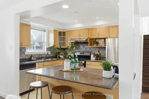 20 Ravenview Drive Toronto ON M1E 3M1