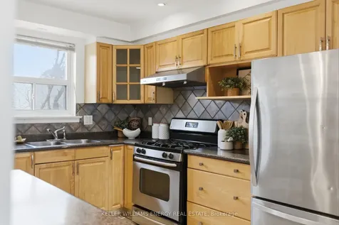 20 Ravenview Drive Toronto ON M1E 3M1