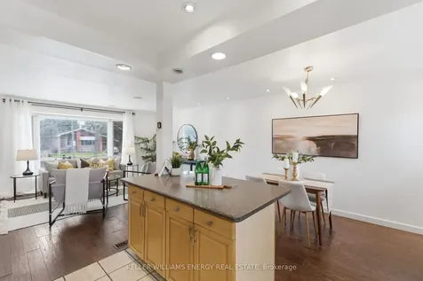 20 Ravenview Drive Toronto ON M1E 3M1