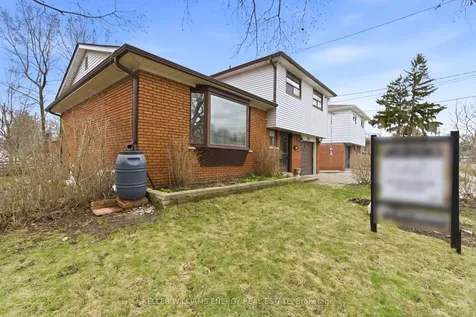 20 Ravenview Drive Toronto ON M1E 3M1