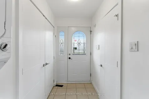 20 Ravenview Drive Toronto ON M1E 3M1