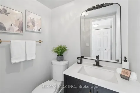 1360 Sunnybrae Crescent Oshawa ON L1H 8E5