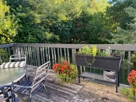 1360 Sunnybrae Crescent Oshawa ON L1H 8E5