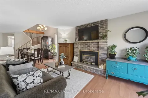 1360 Sunnybrae Crescent Oshawa ON L1H 8E5