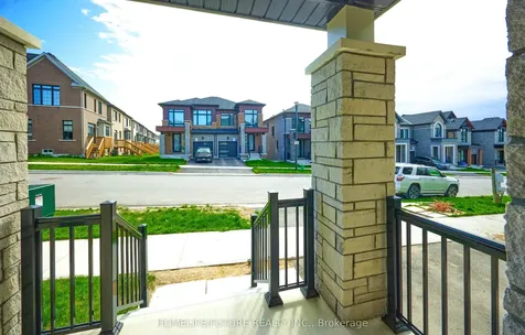 2982 Seagrass Street Pickering ON L0H 1J0