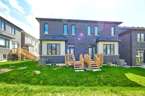 2982 Seagrass Street Pickering ON L0H 1J0