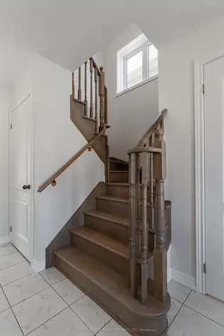 230 Bruce Cameron Drive Clarington ON L1C 0W3