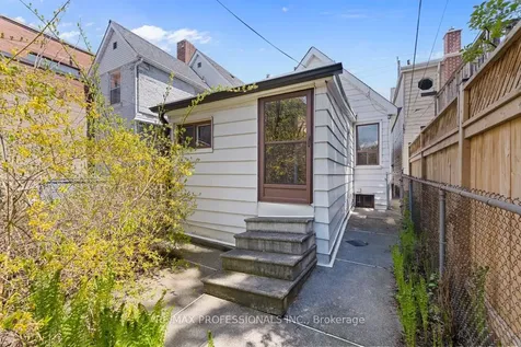 328 Donlands Avenue Toronto ON M4J 3R9