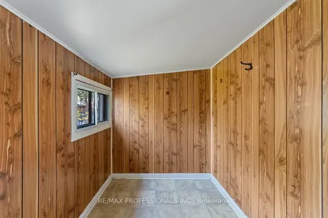 328 Donlands Avenue Toronto ON M4J 3R9