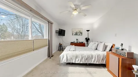 63 Lawson Road Toronto ON M1C 2J1