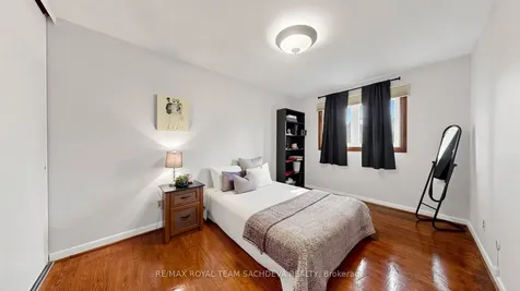 63 Lawson Road Toronto ON M1C 2J1