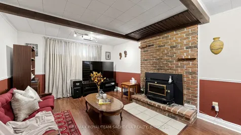 63 Lawson Road Toronto ON M1C 2J1