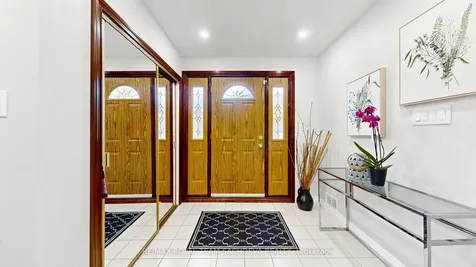 63 Lawson Road Toronto ON M1C 2J1
