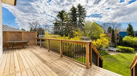 63 Lawson Road Toronto ON M1C 2J1