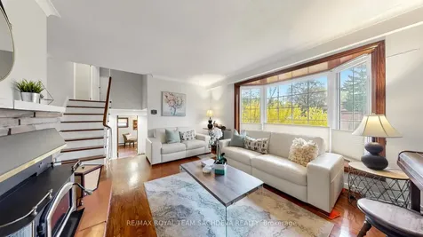 63 Lawson Road Toronto ON M1C 2J1