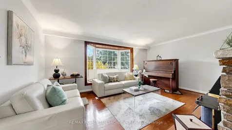 63 Lawson Road Toronto ON M1C 2J1