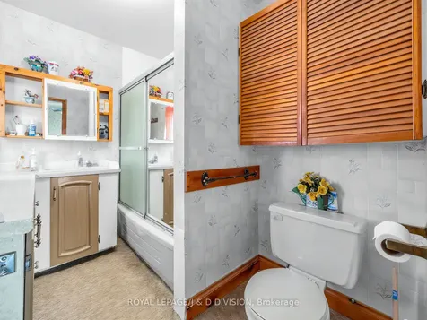 20 Glasgow Avenue Toronto ON M1K 1C1