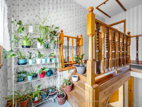 20 Glasgow Avenue Toronto ON M1K 1C1