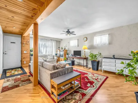 20 Glasgow Avenue Toronto ON M1K 1C1