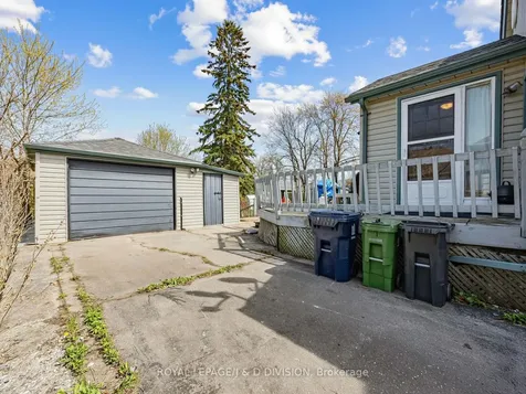 20 Glasgow Avenue Toronto ON M1K 1C1