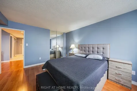 15 Sewells Road Toronto ON M1B 3J7