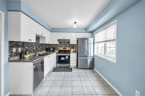 6 Barnham Street Ajax ON L1Z 0M5