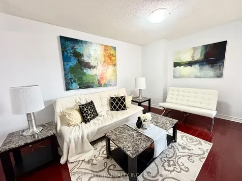 12 Grayson Crescent Toronto ON M1B 5B4