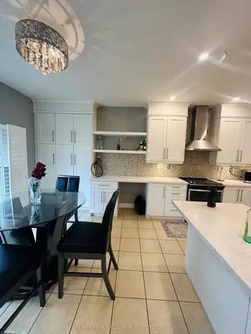 13 Muscat Crescent Ajax ON L1Z 0B7