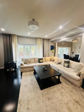 13 Muscat Crescent Ajax ON L1Z 0B7