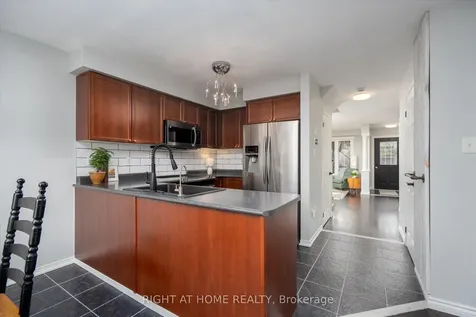 2396 Winlord Place Oshawa ON L1L 0B7