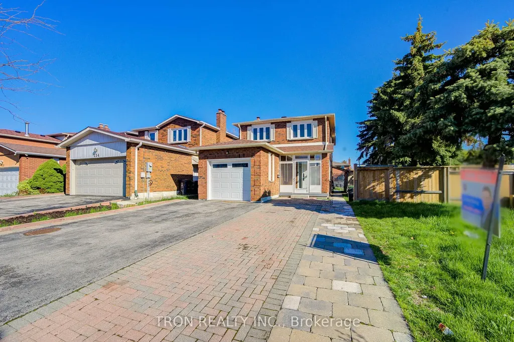 256 Alexmuir Boulevard Toronto ON M1V 1T7