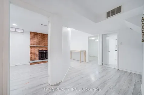 256 Alexmuir Boulevard Toronto ON M1V 1T7