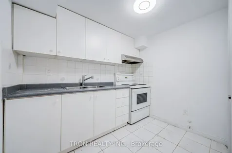256 Alexmuir Boulevard Toronto ON M1V 1T7