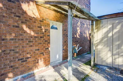 256 Alexmuir Boulevard Toronto ON M1V 1T7