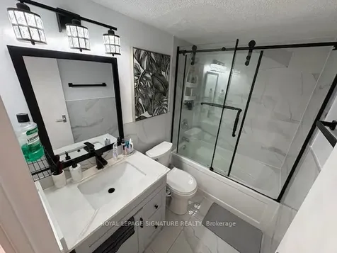 5 Massey Square Toronto ON M4C 5L6