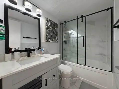 5 Massey Square Toronto ON M4C 5L6