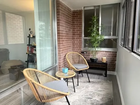 5 Massey Square Toronto ON M4C 5L6