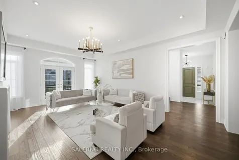 55 Christine Elliott Avenue Whitby ON L1P 0C8