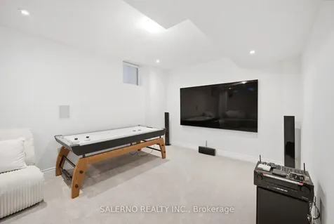 55 Christine Elliott Avenue Whitby ON L1P 0C8